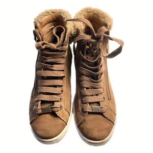 UGG Olive High Top Sneaker Boots Chestnut Suede Shearling Zip Boho Gorpcore 6.5
